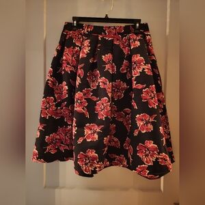 Forever 21 Contemporary Floral A-Line Skirt